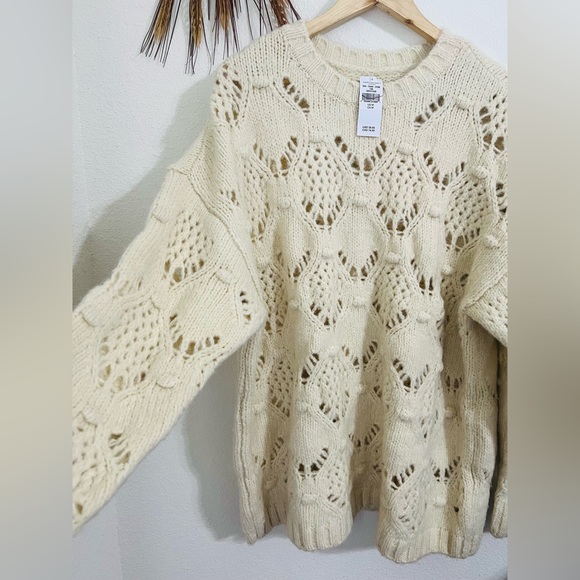 American Eagle Chunky Knit Cream Sweater Size Large NWT - Picture 2 of 6